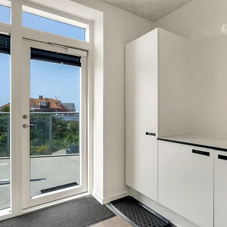 Lovely In With Kitchen